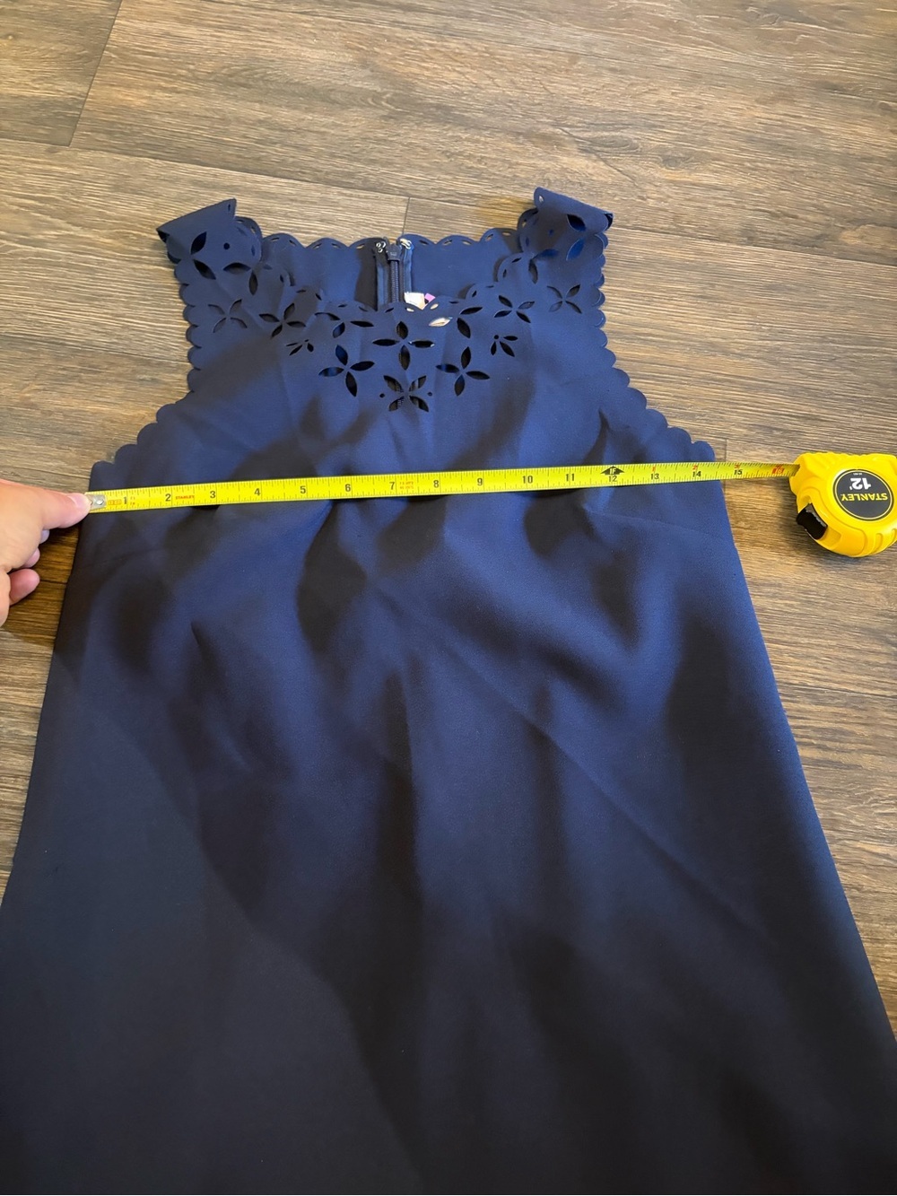 J. Crew Women’s Navy Laser-Cut Floral Scalloped Sheath Office Old Money Dress - Picture 9 of 10